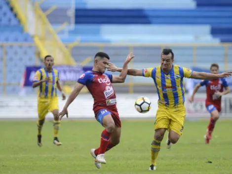 Futbolista de El Salvador sospecha tener COVID-19