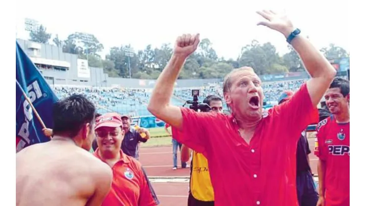 Ex-técnico argentino reconoce: "Municipal fue una etapa maravillosa de mi vida"