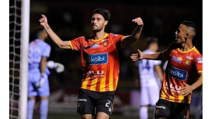 Gerardo Lugo dejó su marca en el club costarricense.