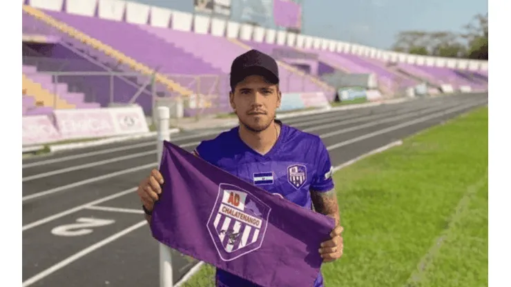 Jugador argentino describe al fútbol salvadoreño como una pesadilla y poco profesional