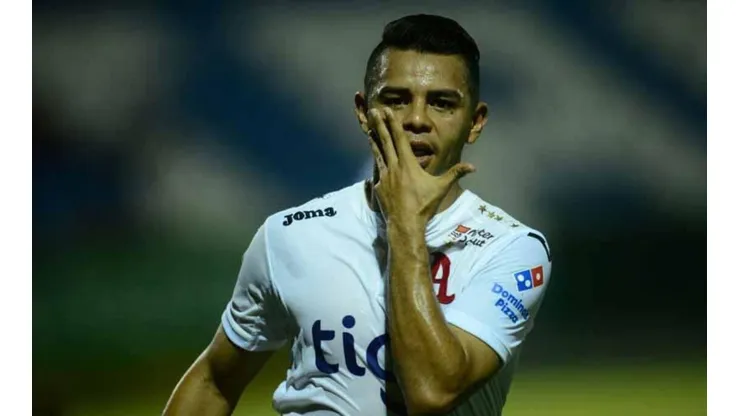 Oficial: Álexander Larín tiene nuevo equipo