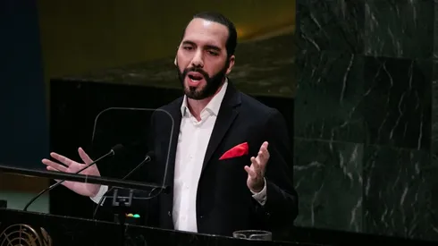 El presidente de El Salvador presentó cinco medidas para mitigar el impacto económico.