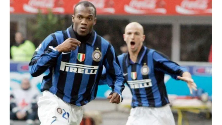 El día que todo el Manchester United quedó de rodillas ante David Suazo
