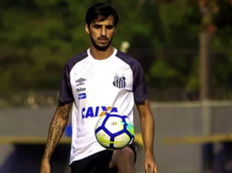 Vicepresidente del Santos de Brasil: "Bryan Ruiz está avergonzado por su alto salario y sólo jugar al tenis"