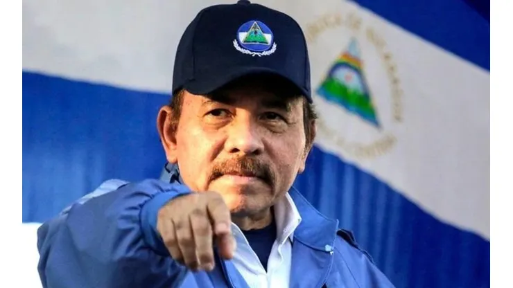 El presidente reapareció luego de más de un mes.