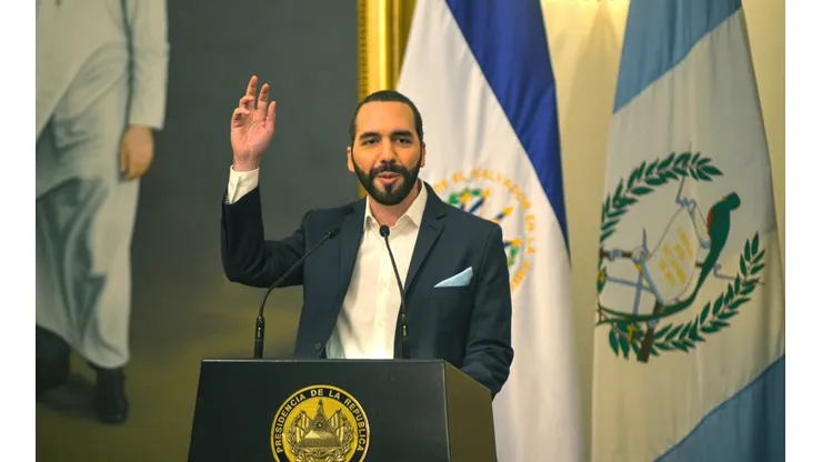 Nayib sigue luchando duro contra la expansión del coronavirus.