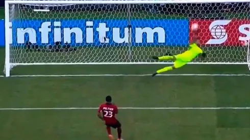 La atajada monumental de Jaime Penedo ante Trinidad y Tobago