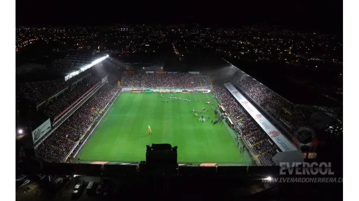 El estadio del Saprissa estaba a puro avance.
