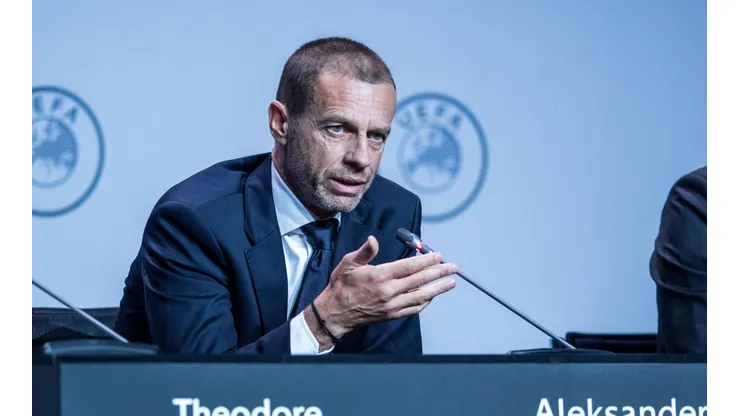 El presidente de la UEFA fijó agosto como el mes para finalizar la Champions.