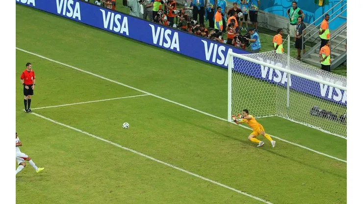 El penal de Michael Umaña que catapultó a La Sele a cuartos de final en Brasil 2014