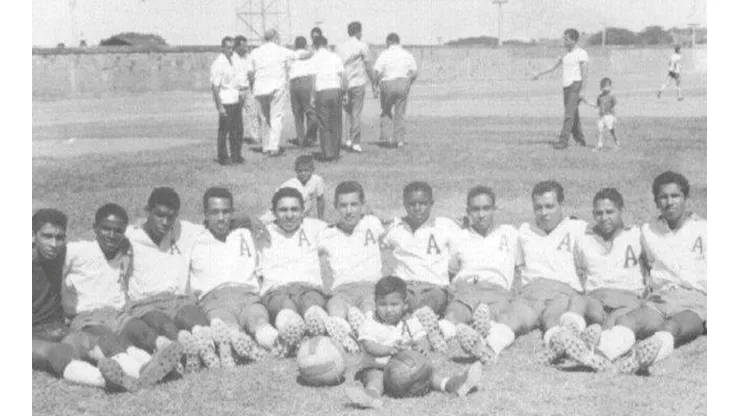 El equipo del Alianza que conquistó la Concachampions 1966-67