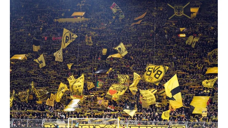 La hinchada de Borussia, reconocida como una de las más fieles del mundo fútbol.