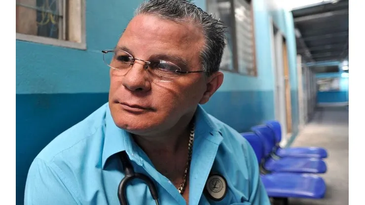Rafael Arias, presidente de Santos Guápiles y médico