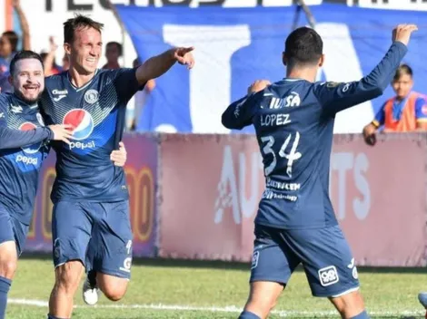 Motagua goleó 4-1 al Olimpia y se mantiene en la cima
