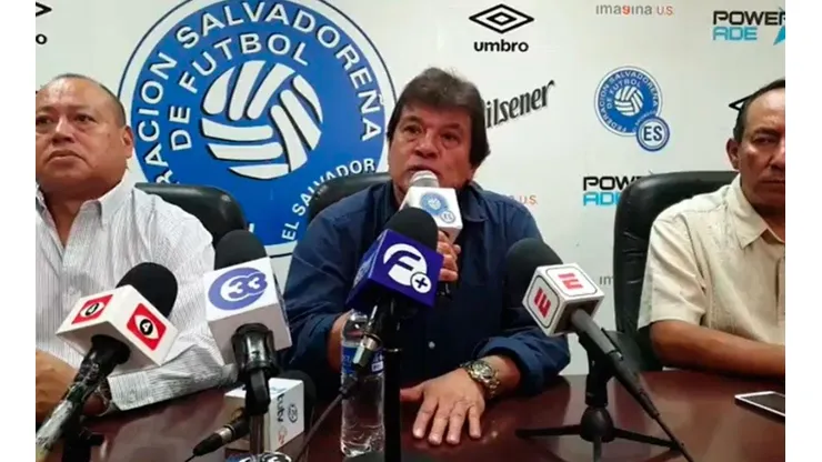 Hugo Carrillo, presidente de Fesfut.