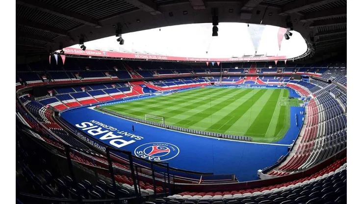 El Parque de los Príncipes se verá así, vacío, cuando el PSG reciba al Borussia Dortmund