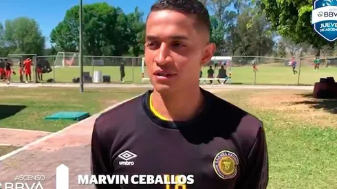 Marvin Ceballos como futbolista de Leones Negros