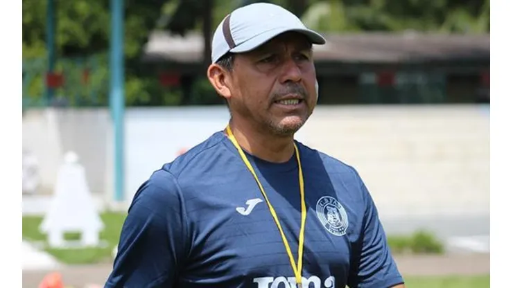 El Deportivo FAS ya tiene su reemplazo tras la salida de Memo Rivera