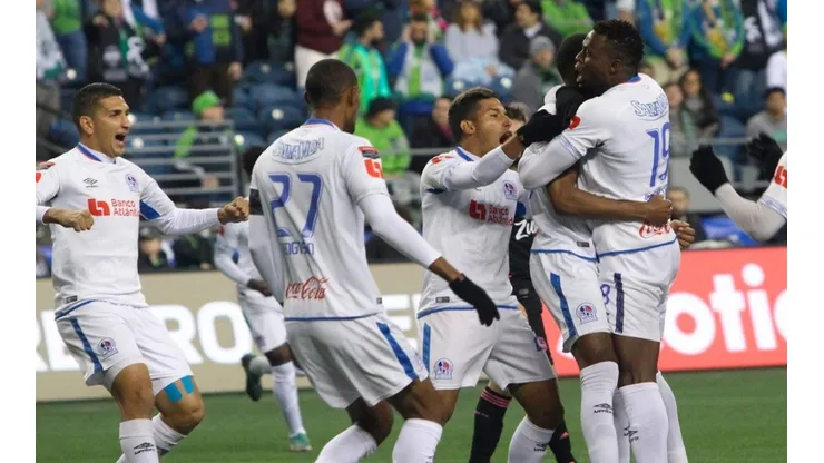 Olimpia eliminó a Seattle Sounders por penales