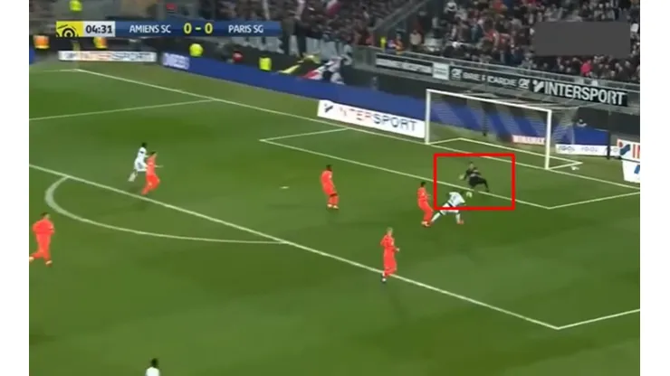 Keylor Navas encajó cuatro goles en un partido de película