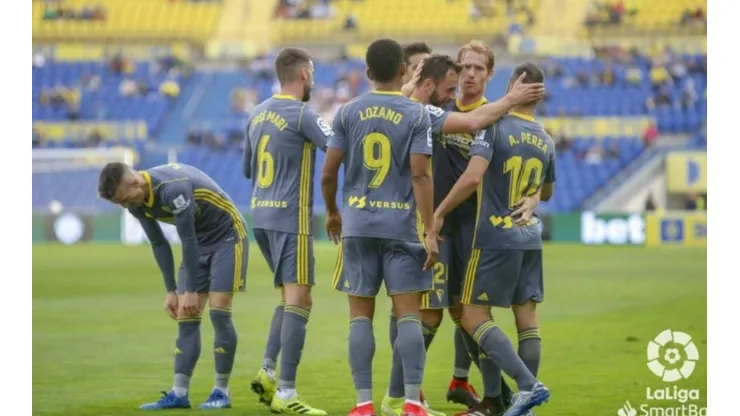 Anthony Lozano fue titular en victoria del Cádiz