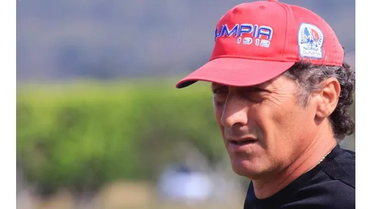 Pedro Trolgio, técnico del Olimpia de Honduras