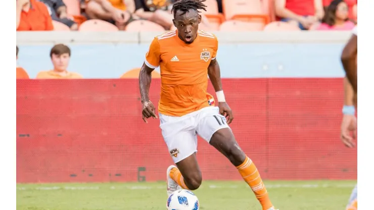 Houston Dynamo rechazó otra oferta de Europa por Alberth Elis