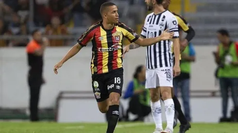 Marvin Ceballos volvió a disputar minutos con los Leones Negros