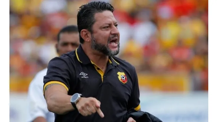 Jafet Soto explotó: "Sos un maricón, son una mierda"