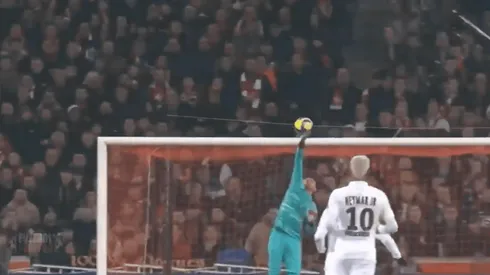 Keylor Navas se lució y el PSG ganó 2-0