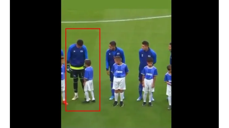 Niño salvadoreño conmovió a Kevin Carabantes