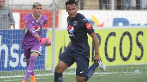 Ex Manchester United estuvo en Honduras viendo a Denil Maldonado
