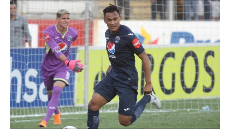 Ex Manchester United estuvo en Honduras viendo a Denil Maldonado