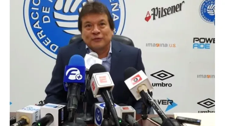 Hugo Carrillo, presidente de Fesfut