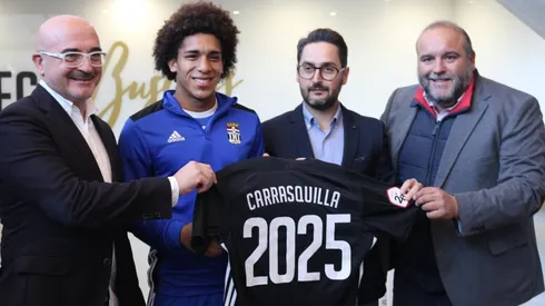 Compra de Adalberto Carrasquilla