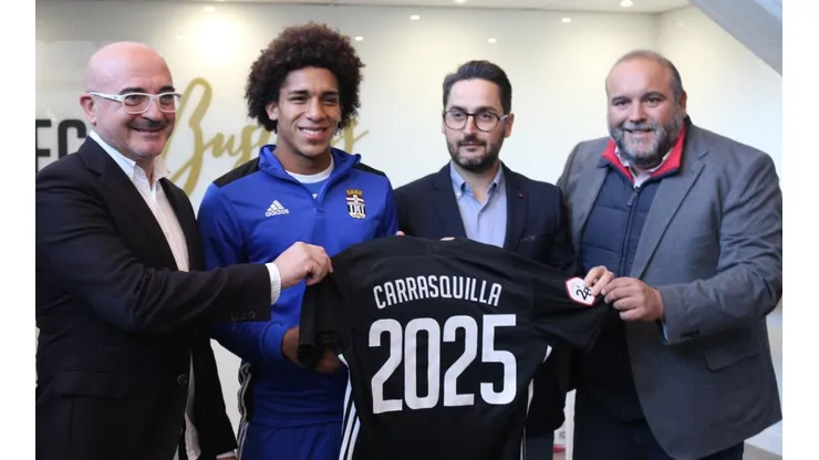 Compra de Adalberto Carrasquilla
