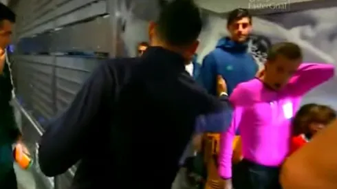 Saludo Keylor a Courtouis