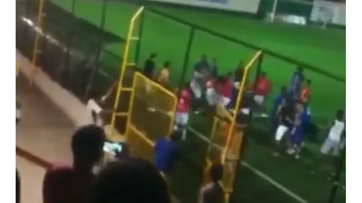 Zafarrancho y balacera en amistoso en Costa Rica
