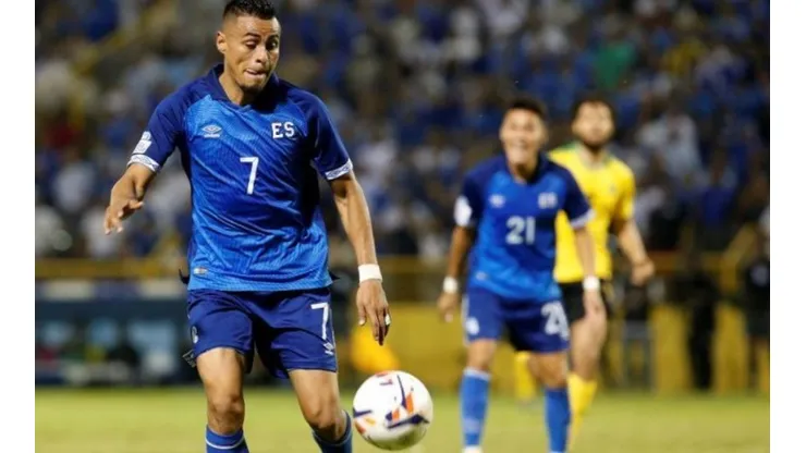 Darwin Cerén aclara escándalo de mala alimentación en la selección