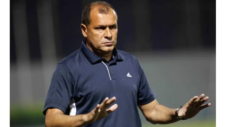 Wilmer Cruz no será el entrenador de Real España