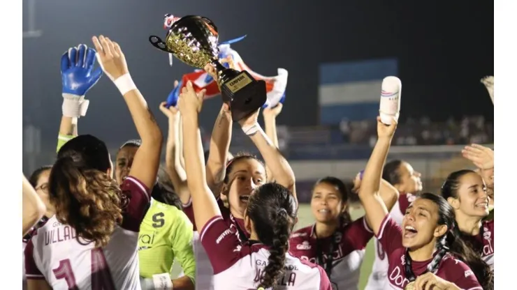 Saprissa, campeón