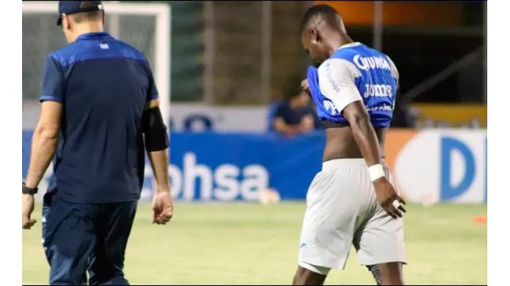Rubilio Castillo no podrá estar ante Chile