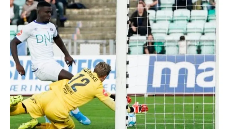 Mayron George debutó con gol en Noruega