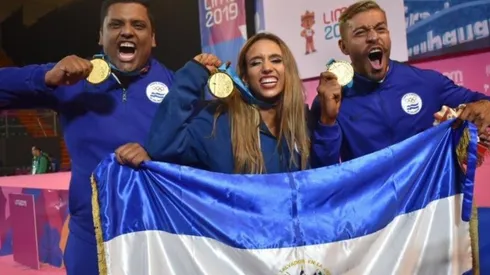 Roberto Hernández, Yuri Rodríguez y Paulina Zamora