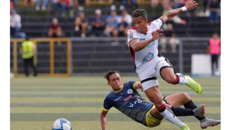 Alajuelense tiene serios problemas defensivos