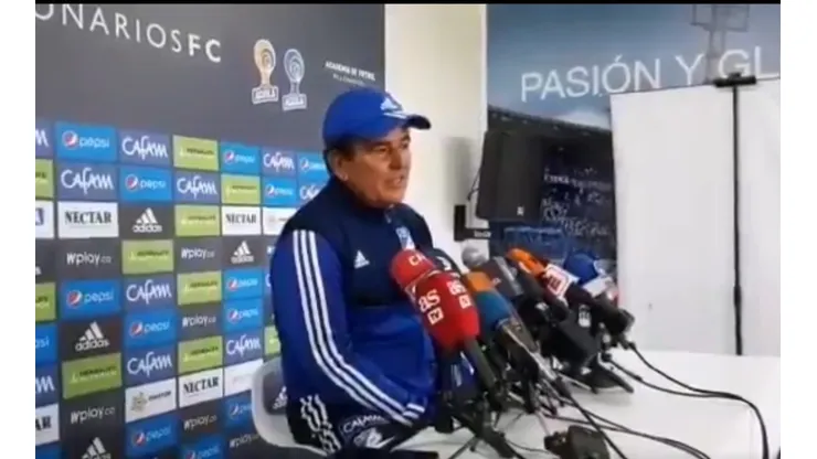 Jorge Luis Pinto habló sobre su posibilidad de dirigir a Panamá