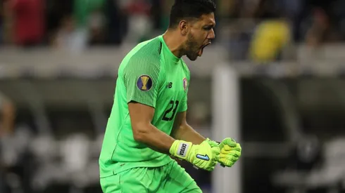 Leonel Moreira se marcha al fútbol de Sudamérica