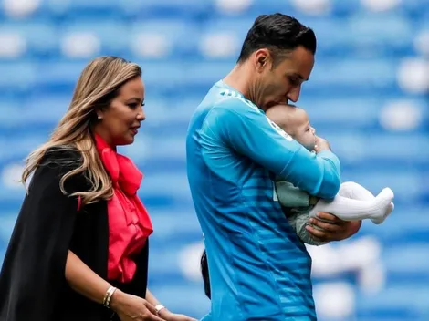 Esposa de Keylor presenta el rostro de su bebé y dicen que es igual al papá