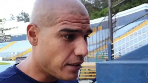 Douglas Sequeira habla muy bien de Guatemala