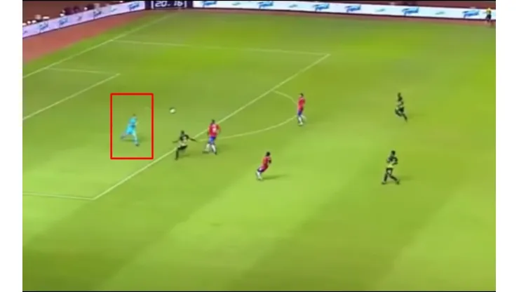 Keylor Navas tuvo tres grandes intervenciones contra Jamaica